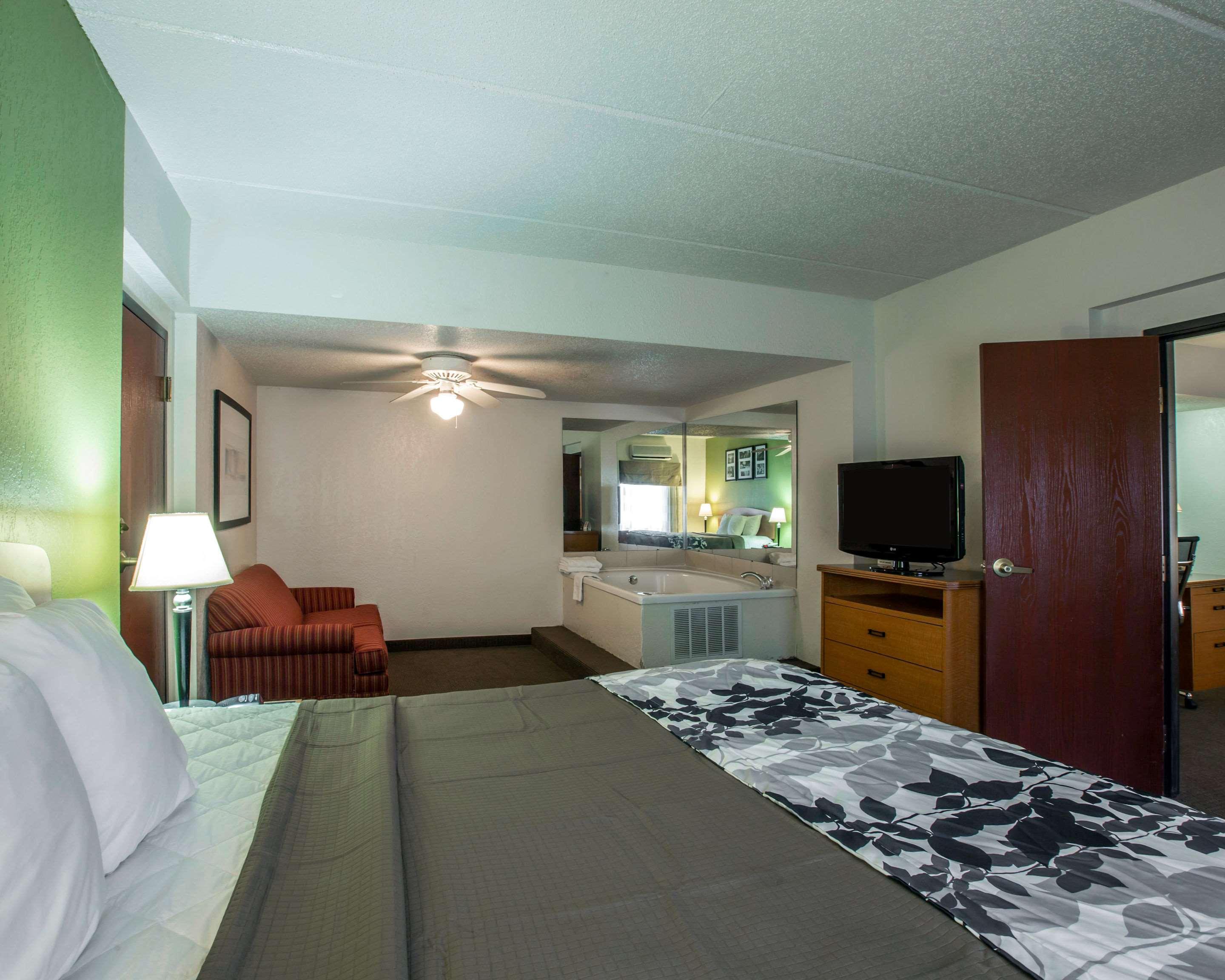 Sleep Inn & Suites Near Sports World Blvd Gatlinburg Buitenkant foto